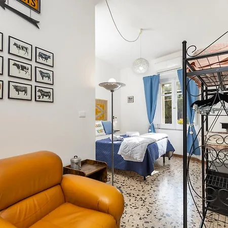Casa de hóspedes Giaminera & Art 4*