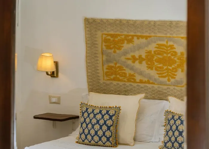 Pensión Giaminera & Art Baunei